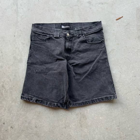 Vintage Y2K Baggy Embroidered Jorts - Picture 3 of 4